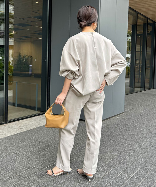 SLOBE IENA(スローブイエナ)の「《WEB/一部店舗限定》クレータークロスバックゴムセミストレートパンツ(スラックス・レディース・ブラック/グレー・38/36)」の14枚目の写真