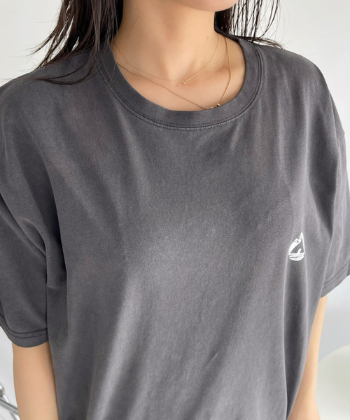 Ada.(エイダ)の「AIR WALK ピグメント加工 半袖 プリント ドクロ Tシャツ(Tシャツ/カットソー・レディース・ブラック/ネイビー/オフホワイト・M/L)」の4枚目の写真