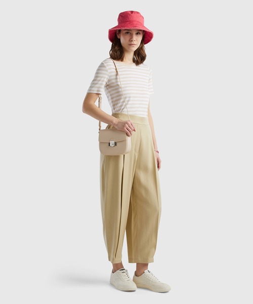 BENETTON (UNITED COLORS OF BENETTON)（ベネトンユナイテッドカラーズオブベネトン）の「バックゴムストレッチスラックスパンツ（スラックス・レディース・ホワイト/ネイビー/ベージュ/ブラック・XX-SMALL/X-SMALL/SMALL/MEDIUM）」の14枚目の写真