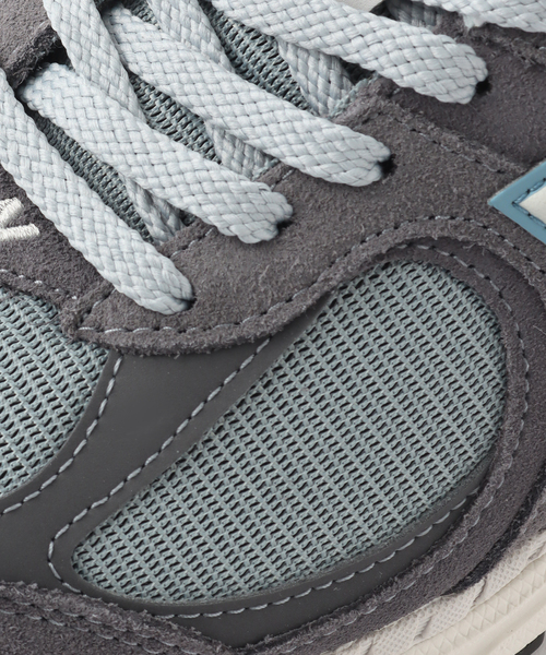 NEW BALANCE(ニューバランス)の「NEW BALANCE (ニューバランス) M2002RFB(スニーカー・メンズ・チャコールグレー・28.5cm/25.5cm/26cm/26.5cm/27cm/27.5cm/28cm)」の15枚目の写真