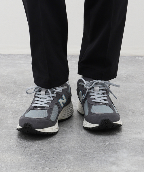 NEW BALANCE(ニューバランス)の「NEW BALANCE (ニューバランス) M2002RFB(スニーカー・メンズ・チャコールグレー・28.5cm/25.5cm/26cm/26.5cm/27cm/27.5cm/28cm)」の16枚目の写真