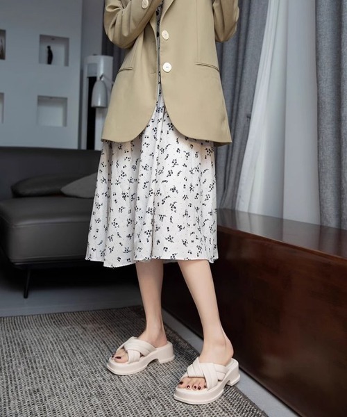Miniministore(ミニミニストア)の「厚底サンダル ミュールサンダル 夏新作(サンダル・レディース・ブラック/アイボリー・23.5cm/24.0cm/24.5cm/25.0cm/23.0cm/22.5cm)」の11枚目の写真