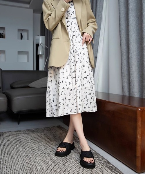 Miniministore(ミニミニストア)の「厚底サンダル ミュールサンダル 夏新作(サンダル・レディース・ブラック/アイボリー・23.5cm/24.0cm/24.5cm/25.0cm/23.0cm/22.5cm)」の17枚目の写真