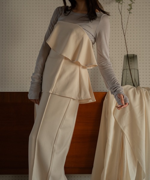 mideal(マイディール)の「frill bare bustier × sheer tops set / フリルベアビスチェ×シアートップスセット(その他トップス・レディース・ホワイト系/グレー系・FREE)」の8枚目の写真