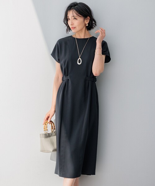 23区 L(ニジュウサンクオオキイサイズ)の「【撥水加工/洗える】キューティクルストレッチツイル ワンピース(ワンピース・レディース・ダークブラウン系/ネイビー系/オールドローズ系・44/46/48)」の3枚目の写真