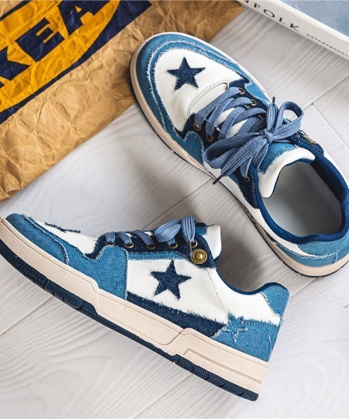 MGV（エムジーヴィー）の「Star Denim Sneakers（スニーカー・メンズ・ブルー/グリーン・MEDIUM/LARGE/X-LARGE）」の2枚目の写真