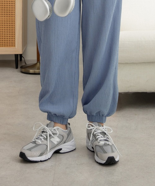 CHAN ME(チャンミ)の「ふくれジャガードジョガーパンツ(その他パンツ・レディース・ブラック/ベージュ/ブルー・MEDIUM/LARGE/X-LARGE)」の16枚目の写真