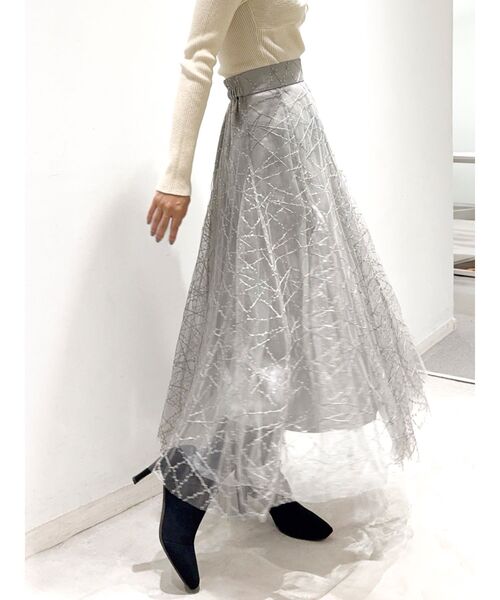 dazzlin(ダズリン)の「ランダムパーツチュールスカート(スカート・レディース・パープル/ブラック/アイボリー/グレー・MEDIUM/SMALL)」の11枚目の写真