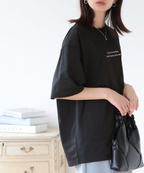 SUNFLOWER EIGHT(サンフラワーエイト)の「ドライタッチ ロゴTシャツ(Tシャツ/カットソー・レディース・グレイッシュベージュ/チャコール/ブラック/ブラウン・FREE)」の14枚目の写真