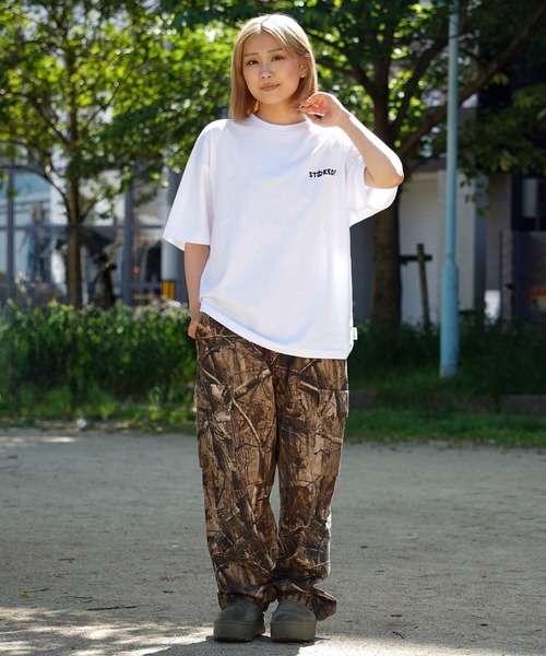 1111clothing(ワンフォークロージング)の「【unisex】イラスト 総刺繍 Tシャツ / 綿100% ルーズシルエット 半袖Tシャツ メンズ レディース(Tシャツ/カットソー・メンズ・マスタード/チャコール/ホワイト・M/L)」の6枚目の写真