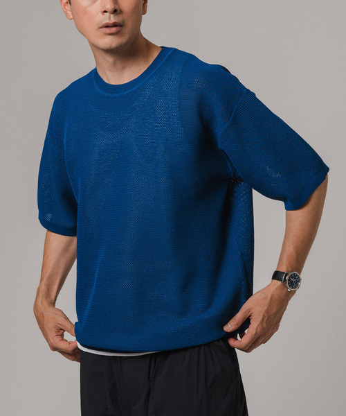 EDIFICE(エディフィス)の「ドライメッシュ リラックスフィット ニットTシャツ(ニット/セーター・メンズ・ブラック/ライトグレー/グリーン系その他/ブルー系その他・MEDIUM/LARGE)」の1枚目の写真