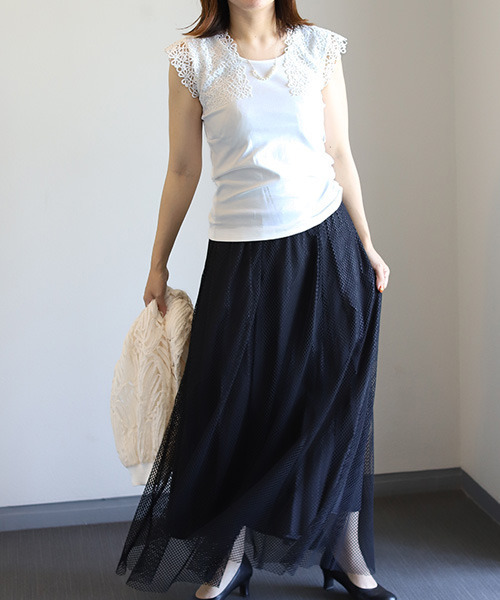 REAL CUBE（リアルキューブ）の「レースタンクトップ（タンクトップ・レディース・ブラック/オフホワイト・FREE）」の6枚目の写真