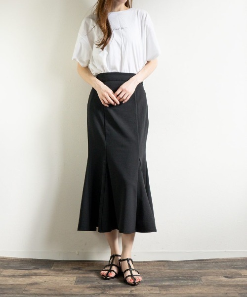 Fabby fabby（ファビィーファビィー）の「ネックベルトストラップフラットサンダル（サンダル・レディース・オフホワイト/ブラック/シルバー・LARGE/SMALL/MEDIUM）」の6枚目の写真