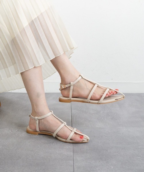 Fabby fabby（ファビィーファビィー）の「ネックベルトストラップフラットサンダル（サンダル・レディース・オフホワイト/ブラック/シルバー・LARGE/SMALL/MEDIUM）」の15枚目の写真