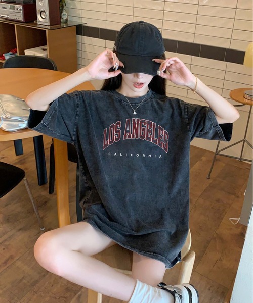 DEVICE(デバイス)の「フロント ロゴ プリント ピグメント 韓国 ストリート y2k 古着風 ビッグシルエット 半袖 Tシャツ(Tシャツ/カットソー・レディース・ダークグレー・FREE)」の5枚目の写真