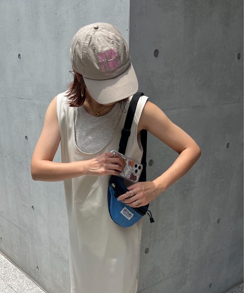 feepur(フェピュール)の「Uネックナローワンピース(ワンピース・レディース・グレー/アイボリー/ブラック・SMALL/MEDIUM)」の12枚目の写真