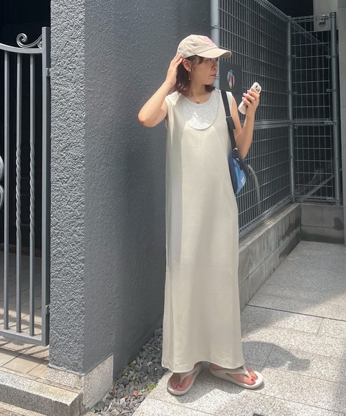 feepur(フェピュール)の「Uネックナローワンピース(ワンピース・レディース・グレー/アイボリー/ブラック・SMALL/MEDIUM)」の11枚目の写真