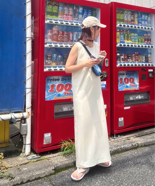 feepur(フェピュール)の「Uネックナローワンピース(ワンピース・レディース・グレー/アイボリー/ブラック・SMALL/MEDIUM)」の13枚目の写真