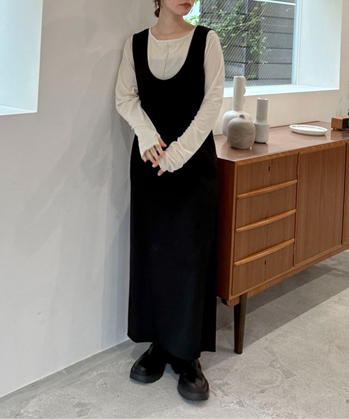 feepur(フェピュール)の「Uネックナローワンピース(ワンピース・レディース・グレー/アイボリー/ブラック・SMALL/MEDIUM)」の21枚目の写真