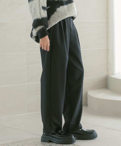 itto...(イット)の「ストレッチツイルカーブパンツ(スラックス・レディース・ブラック/ブラウン/グレー・M)」の2枚目の写真