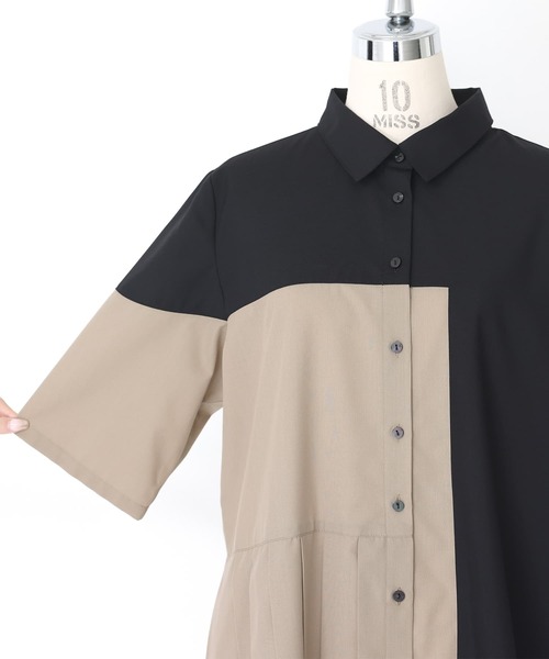 kOhAKU（コハク）の「『配色プリーツシャツ』（シャツ/ブラウス・レディース・オフホワイト/ブラック・2/1）」の7枚目の写真