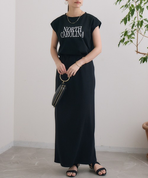 Dignite collier(ディニテコリエ)の「Dignite collier ノースリーブロゴT(Tシャツ/カットソー・レディース・ブラック/ホワイト・FREE)」の7枚目の写真