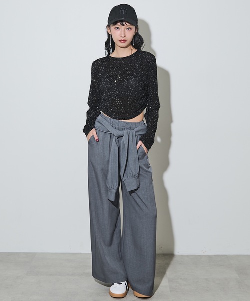 VIOLETTA（ヴィオレッタ）の「ストーン付きベロアロングTシャツ（Tシャツ/カットソー・レディース・グレー/ブラック・FREE）」の4枚目の写真