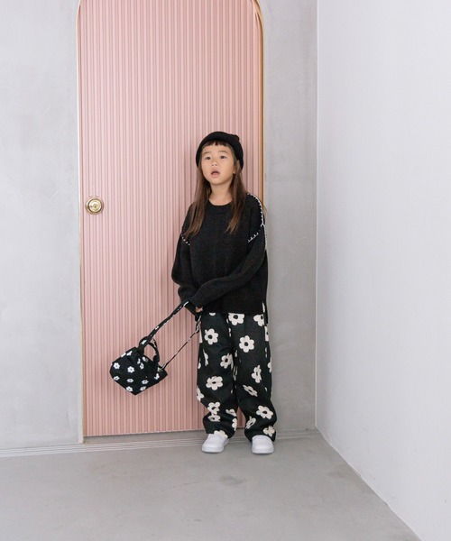 LOWRYS FARM(ローリーズファーム)の「2WAYミニト-トBAG 137335(ショルダーバッグ・キッズ・ブラック×ホワイト/ホワイト/ブラック/ホワイト×レッド/レオパード/アイボリー/ブラック系その他/ブラック系その他2/ホワイト系その他/ブラック系その他3/ホワイト×ブラック/ホワイト系その他2/ライトグレー・FREE)」の16枚目の写真