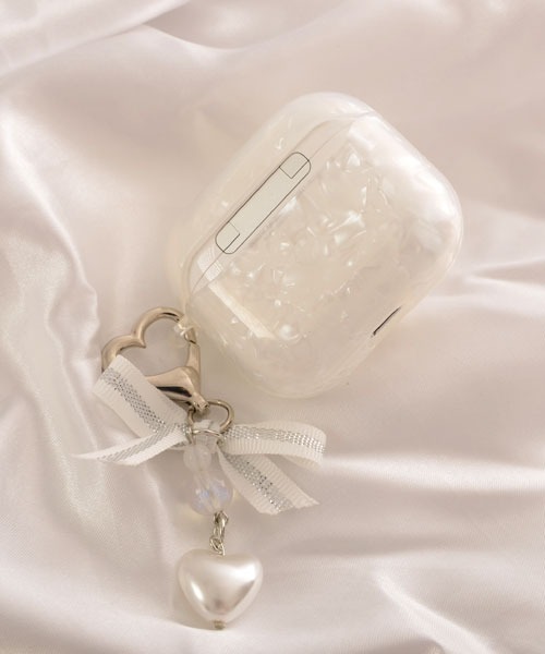 Mayree（メイリー）の「【float】ホワイトデザイン ハート パール エアポッズ/エアポッズプロ ケース カバー【AirPods 第1世代/第2世代/第3世代/pro/pro2】（ヘッドフォン/イヤホン・レディース・その他2/その他1・D/C/B/A）」の3枚目の写真