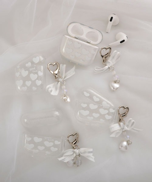 Mayree（メイリー）の「【float】ホワイトデザイン ハート パール エアポッズ/エアポッズプロ ケース カバー【AirPods 第1世代/第2世代/第3世代/pro/pro2】（ヘッドフォン/イヤホン・レディース・その他2/その他1・D/C/B/A）」の7枚目の写真