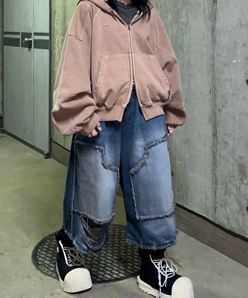 XU(エックスユー)の「ストリートファッション XU エックスユー damage half denim pants ダメージハーフデニムパンツ ダメージジーンズ ダメージパンツ ダブルニー フリンジパンツ ジーパン 韓国ファッション 韓国ストリート(デニムパンツ・メンズ・ブルー・ONE SIZE)」の1枚目の写真