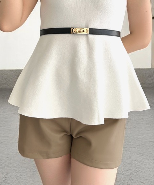 Julia Boutique(ジュリアブティック)の「ベルト付フェイクレザーハイウエストショートパンツ(その他パンツ・レディース・ブラック/ベージュ/アイボリー・ONE)」の10枚目の写真