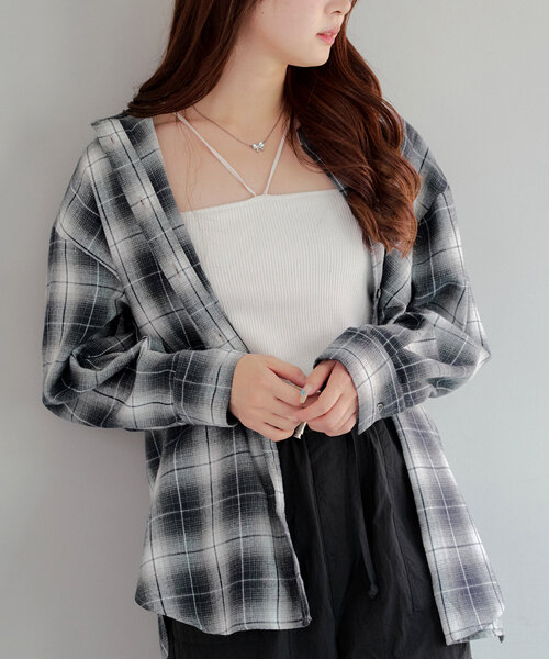 APPORTE PAR LES MARCHES(アポルテパーレマルシェ)の「【MARCHES】オンブレチェックシャツ(シャツ/ブラウス・レディース・ネイビー/ブラック/レッド・FREE)」の21枚目の写真