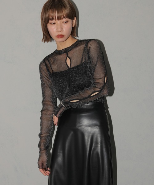 cheriella（シェリエラ）の「【cheriella】新色追加　ウェーブホール　ソフトラメシアートップス（Tシャツ/カットソー・レディース・ブラック/ブルーグリーン/チャコール/アイボリー・M）」の9枚目の写真