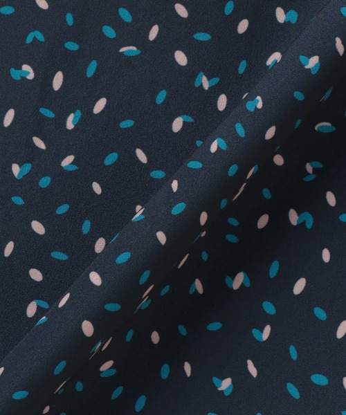 TOKYO SHIRTS（トウキョウシャツ）の「フリル衿 レディース長袖ブラウス（Tシャツ/カットソー・レディース・オフホワイト/ネイビー・M/L）」の12枚目の写真