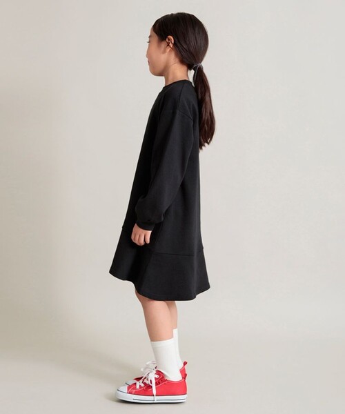 DRC branshes(ディーアールシーブランシェス)の「【WEB限定/DRC/やわらか薄手裏毛】裾フレア切替・袖ボリューム長袖ワンピース(ワンピース・キッズ・ラベンダー/ブルー/グレー/ブラック・90/110/100/130/120/150/140)」の7枚目の写真