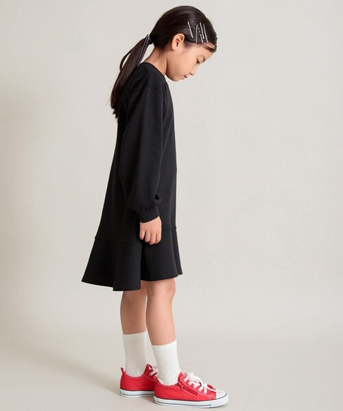 DRC branshes(ディーアールシーブランシェス)の「【WEB限定/DRC/やわらか薄手裏毛】裾フレア切替・袖ボリューム長袖ワンピース(ワンピース・キッズ・ラベンダー/ブルー/グレー/ブラック・90/110/100/130/120/150/140)」の8枚目の写真