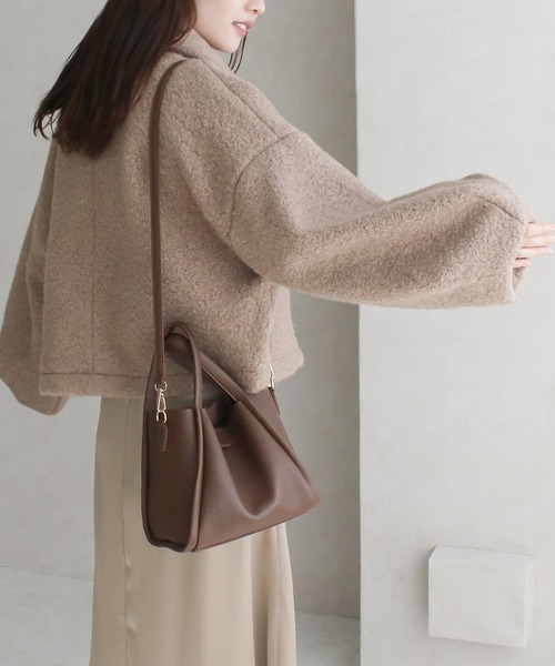 Social GIRL(ソーシャルガール)の「ボリューム袖 シープボア ショートブルゾン ボアジャケット ステンカラーコート(ブルゾン・レディース・チャコールグレー/ブラック/アイボリー/グレイッシュベージュ・M)」の21枚目の写真