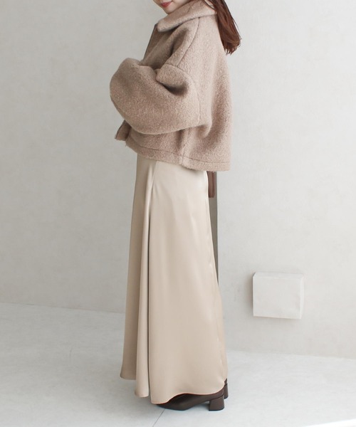 Social GIRL(ソーシャルガール)の「ボリューム袖 シープボア ショートブルゾン ボアジャケット ステンカラーコート(ブルゾン・レディース・チャコールグレー/ブラック/アイボリー/グレイッシュベージュ・M)」の22枚目の写真