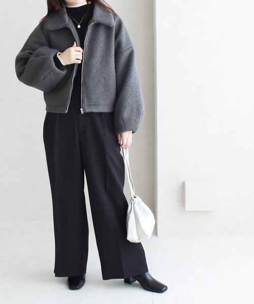 Social GIRL(ソーシャルガール)の「ボリューム袖 シープボア ショートブルゾン ボアジャケット ステンカラーコート(ブルゾン・レディース・チャコールグレー/ブラック/アイボリー/グレイッシュベージュ・M)」の10枚目の写真