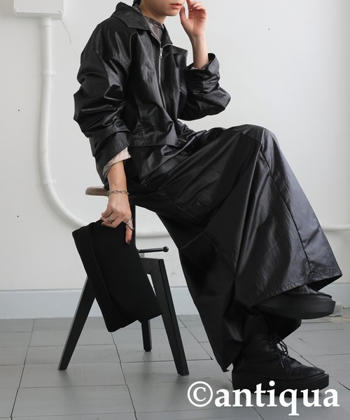 antiqua(アンティカ)の「パールタフタジャケット(ナイロンジャケット・レディース・ブラック/グレー・ONESIZE)」の4枚目の写真