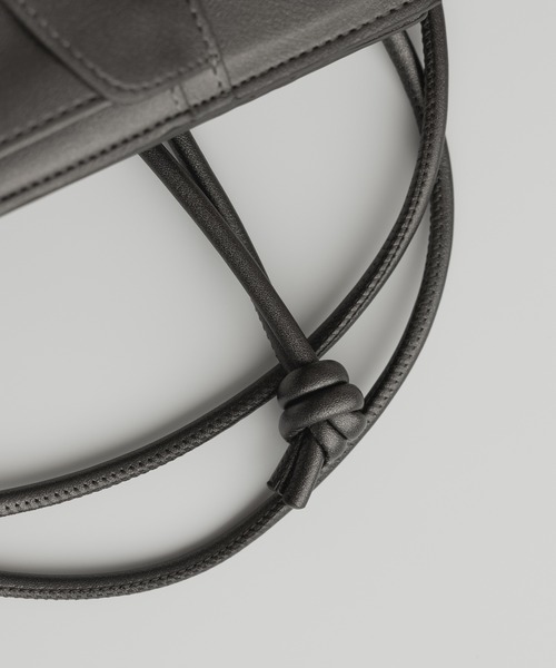 remer（リメール）の「mini shoulder wallet bag / ミニショルダーウォレットバッグ（ショルダーバッグ・メンズ・アイボリー/ブラック/ブラック×シルバー・FREE）」の18枚目の写真