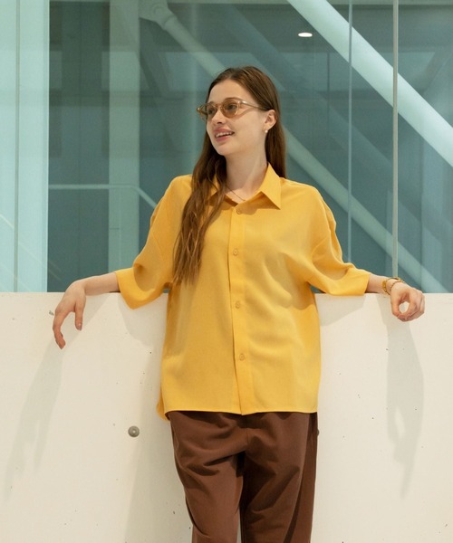 【セール】solid half sleeve shirts（シャツ/ブラウス）｜skoool（スクール）