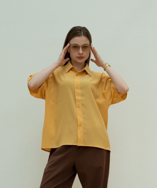 【セール】solid half sleeve shirts（シャツ/ブラウス）｜skoool（スクール）