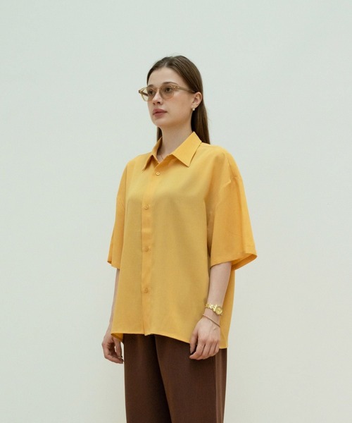 【セール】solid half sleeve shirts（シャツ/ブラウス）｜skoool（スクール）