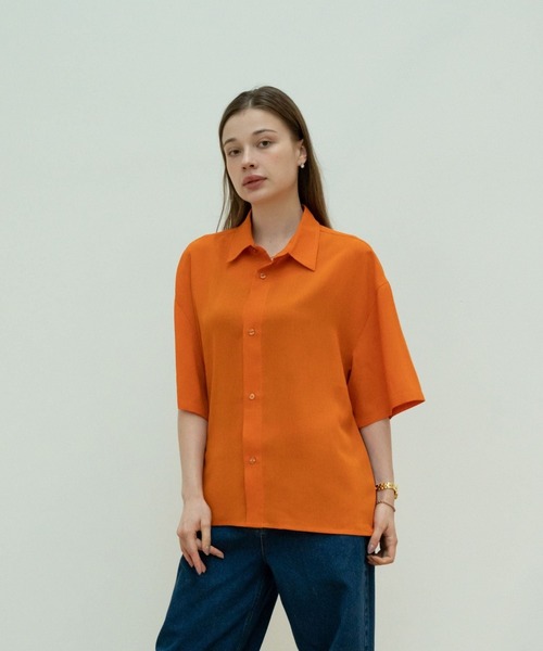 【セール】solid half sleeve shirts（シャツ/ブラウス）｜skoool（スクール）