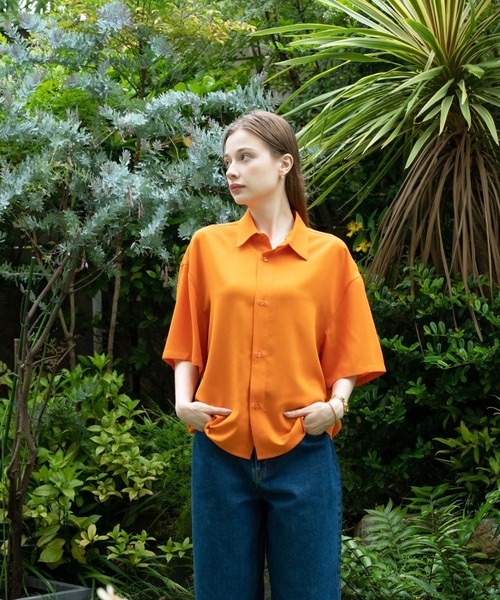 【セール】solid half sleeve shirts（シャツ/ブラウス）｜skoool（スクール）