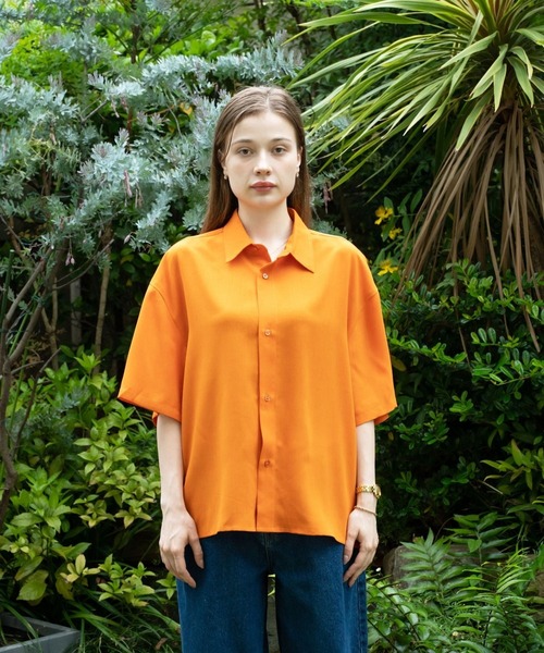 【セール】solid half sleeve shirts（シャツ/ブラウス）｜skoool（スクール）