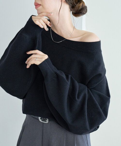 DISCOAT（ディスコート）の「モチモチワンショルプルオーバー《WEB限定カラーあり》（ニット/セーター・レディース・モカ/チャコールグレー/ブラウン/ブラック/オフホワイト・FREE）」の2枚目の写真