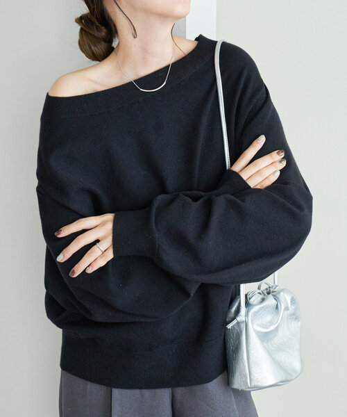 DISCOAT（ディスコート）の「モチモチワンショルプルオーバー《WEB限定カラーあり》（ニット/セーター・レディース・モカ/チャコールグレー/ブラウン/ブラック/オフホワイト・FREE）」の15枚目の写真